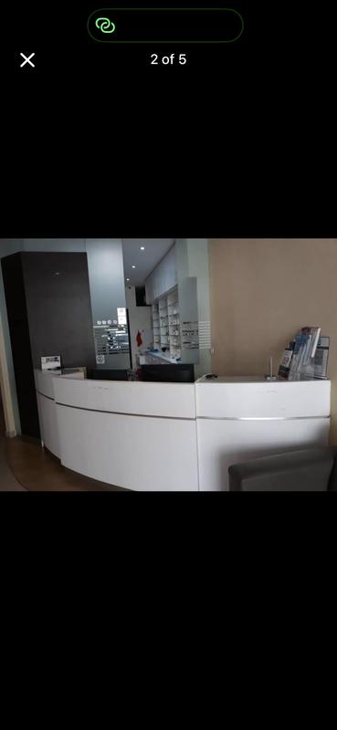 Reception counter